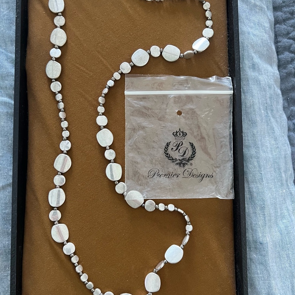 Premier Designs Silver tone Matte Bead Strand Necklace